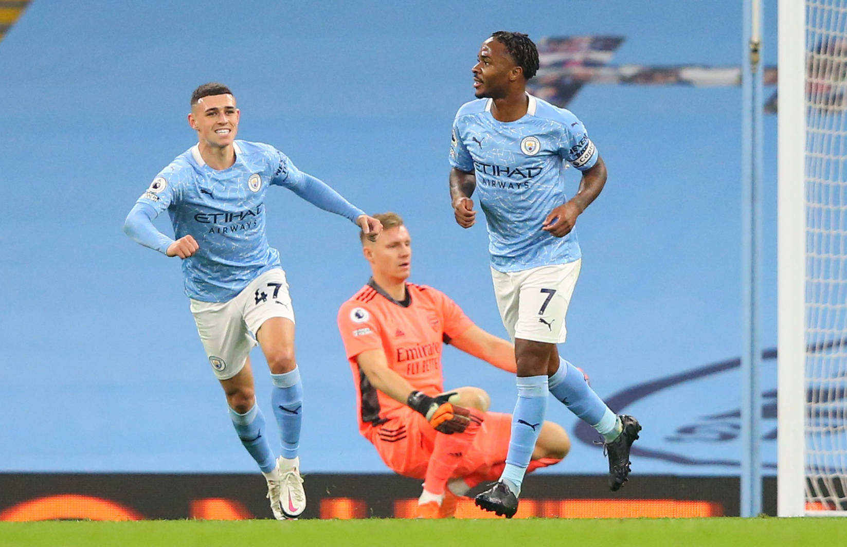 为她敲响了 为她敲响了