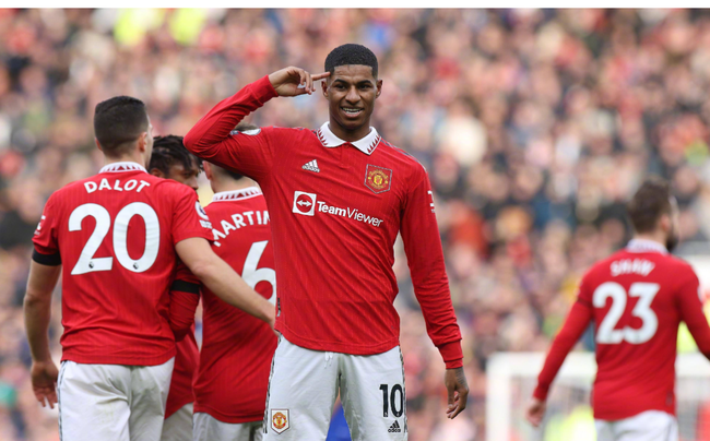 涅斯点燃了 涅斯点燃了